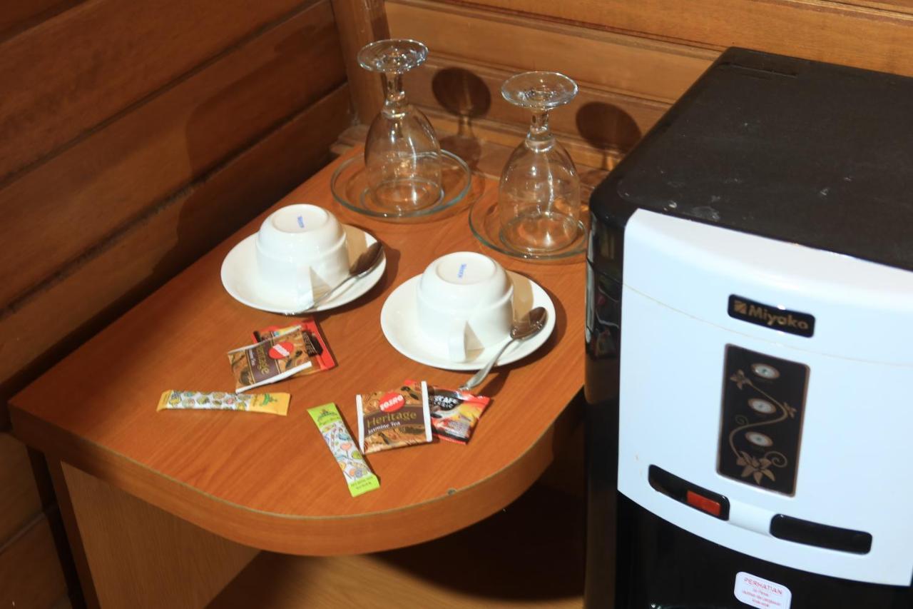 Narwastu Hills Hotel Tomohon Ngoại thất bức ảnh