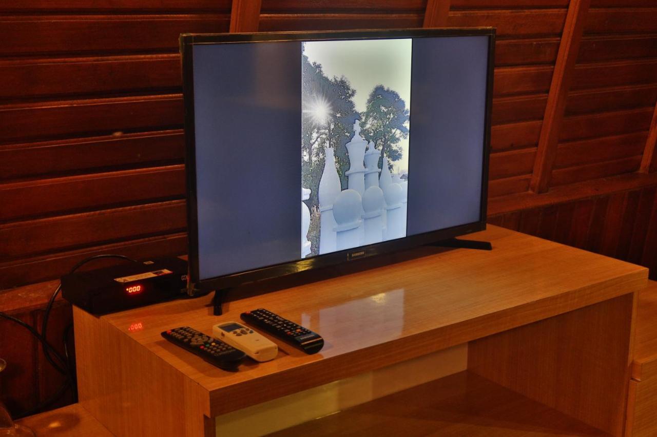 Narwastu Hills Hotel Tomohon Ngoại thất bức ảnh